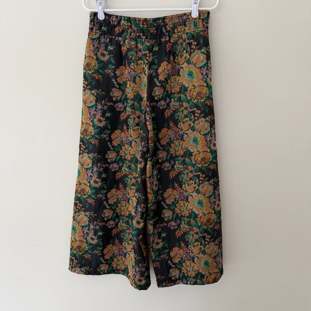 Anthropologie Black Floral Jacquard The Somerset Pull-On Wide Leg Cropped Pants - Picture 6 of 7